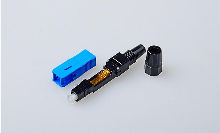 带光纤电缆连接器插座图片 带光纤的电缆连接器