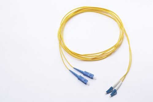 家用光纤连接器种类「常用光纤连接器」